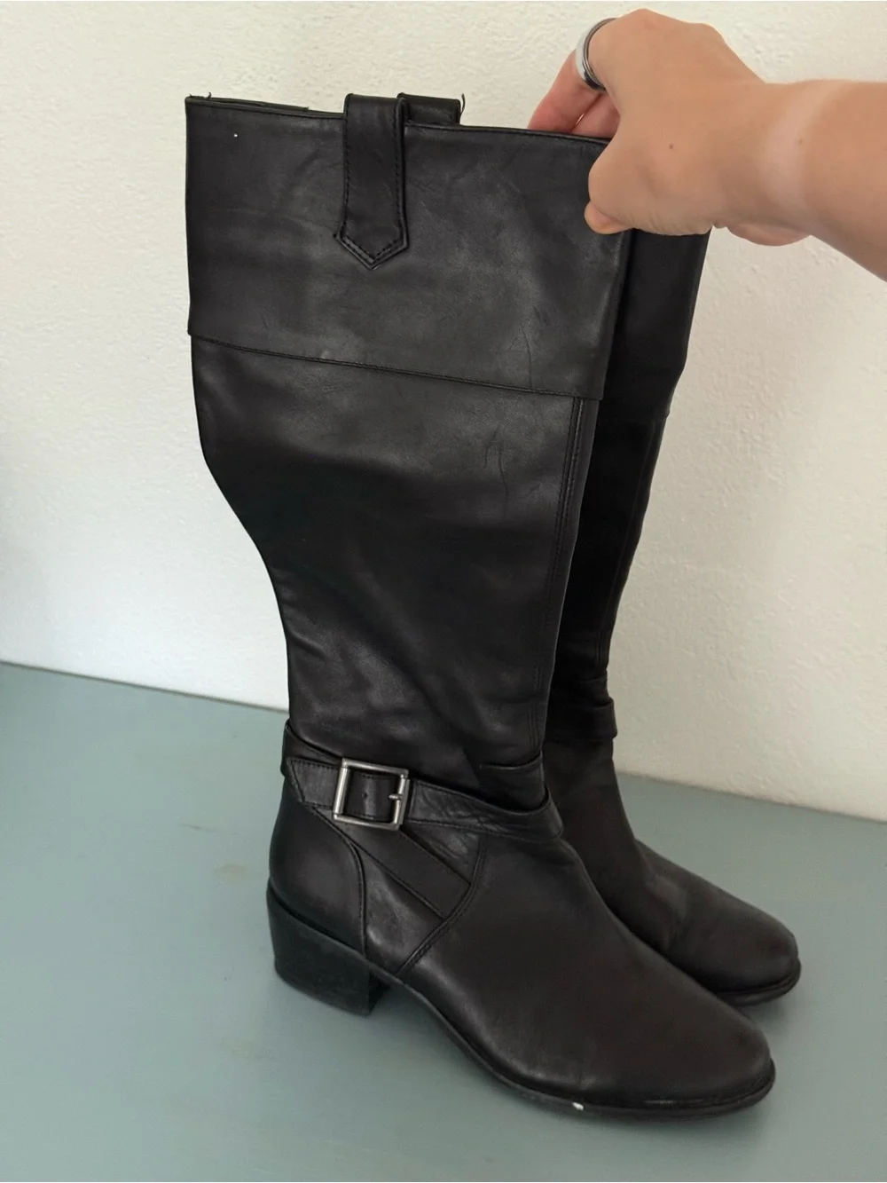 Arturo Chiang black leather calf boots